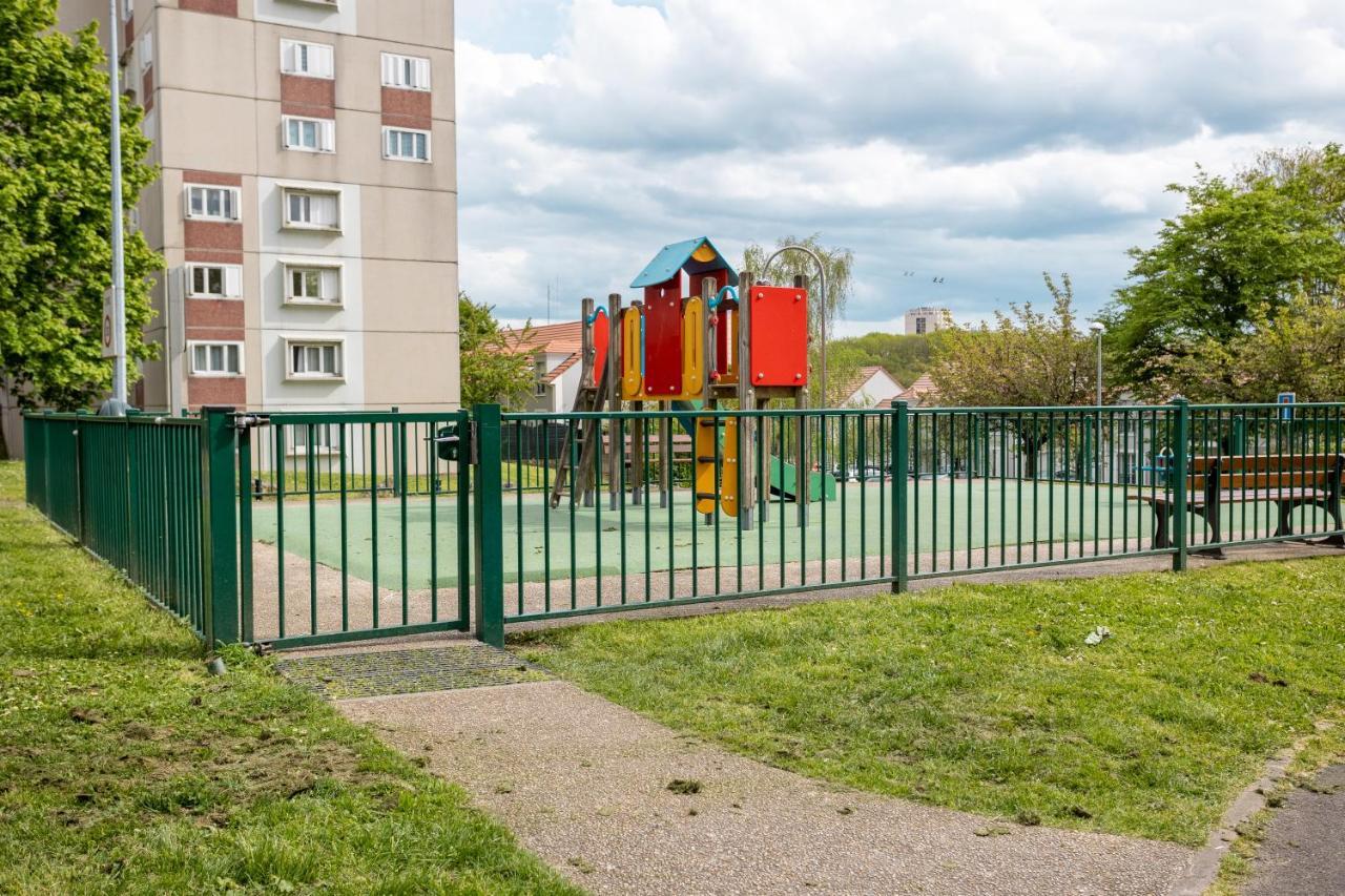 Lecosymelunais : Parking Gratuit + Balcon Amenage Экстерьер фото